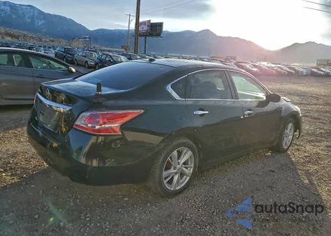 2014 Nissan Altima 2.5 z USA, uszkodzony, nr VIN 1N4AL3AP8EN222052